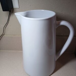 10" FOOD NETWORK Elegant White Ceramic Pitcher